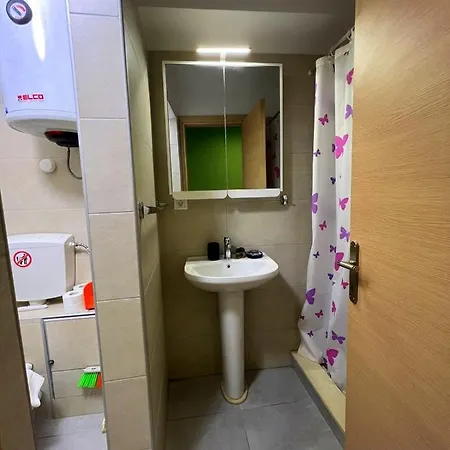 Marisa Center Apartman *